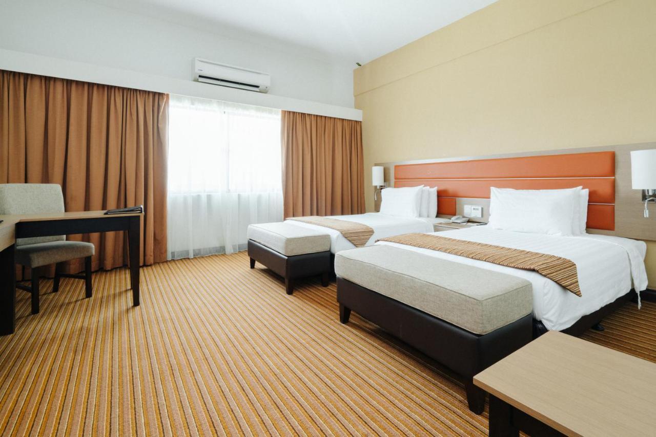 Raia Hotel & Convention Centre Terengganu Kuala Terengganu Ngoại thất bức ảnh