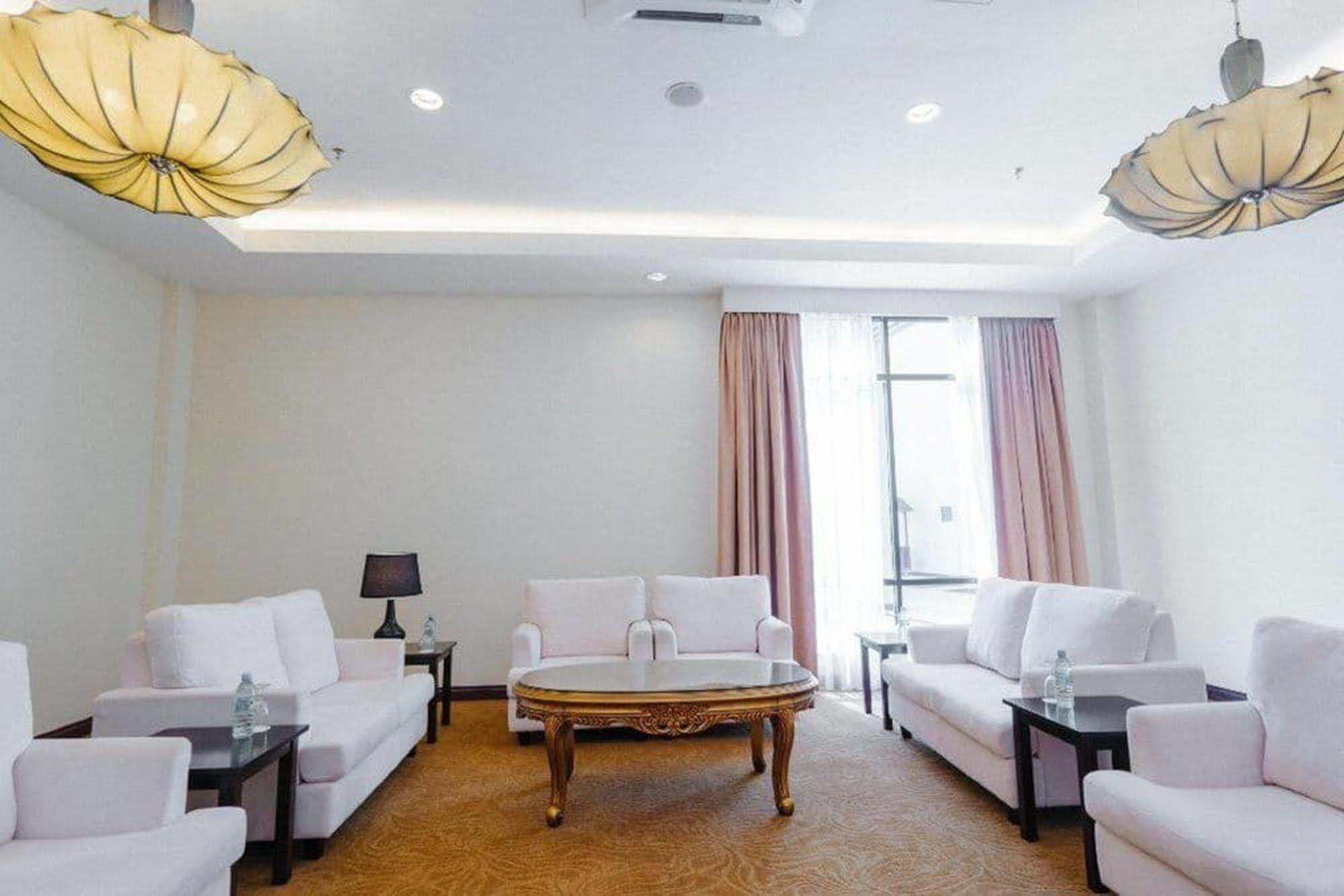 Raia Hotel & Convention Centre Terengganu Kuala Terengganu Ngoại thất bức ảnh