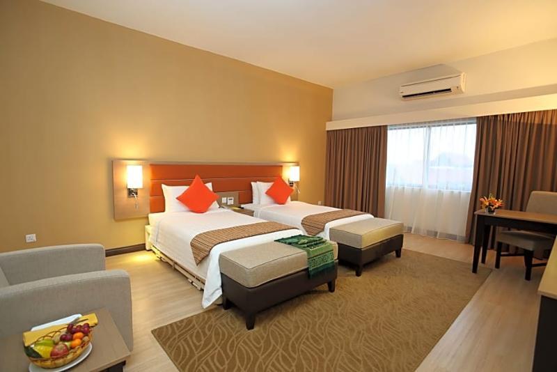 Raia Hotel & Convention Centre Terengganu Kuala Terengganu Ngoại thất bức ảnh